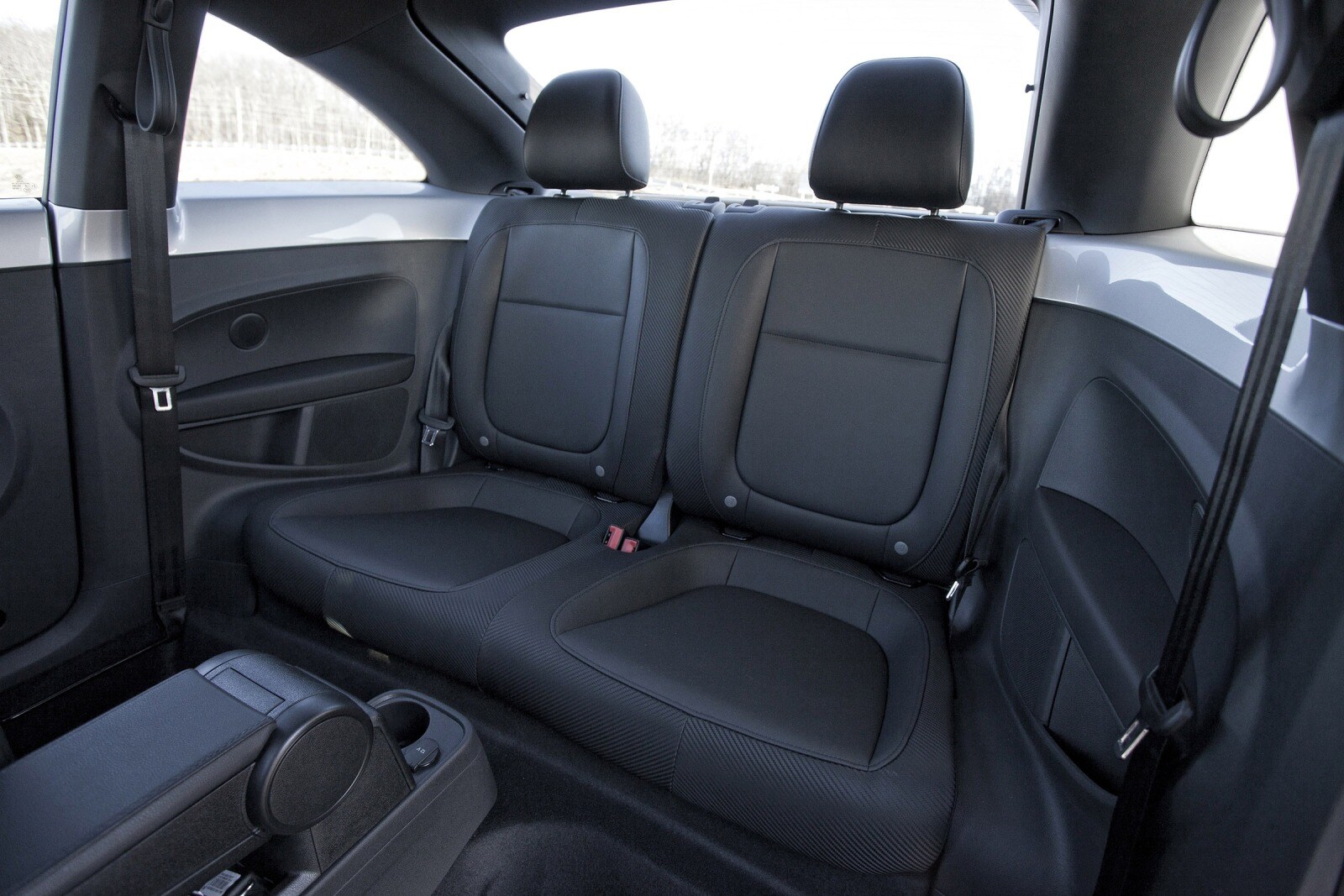 2016 Volkswagen Beetle interior RI