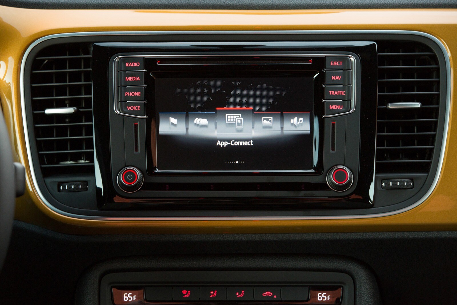 2017 Volkswagen Beetle interior CC