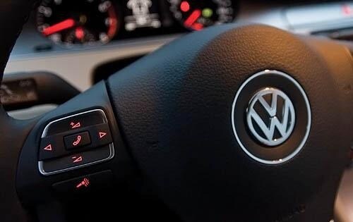 2010 Volkswagen CC interior DETAIL