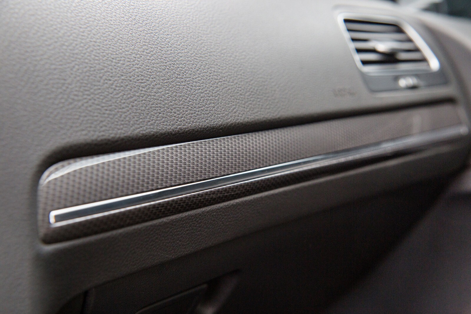 2017 Volkswagen Golf interior DETAIL