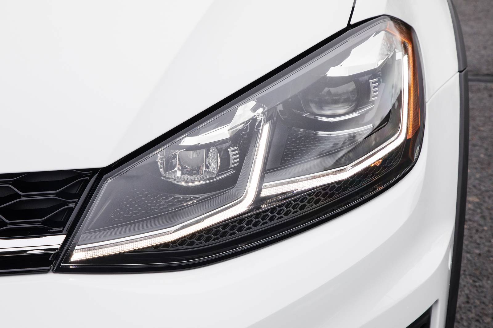 2019 Volkswagen Golf Alltrack exterior EDETAIL