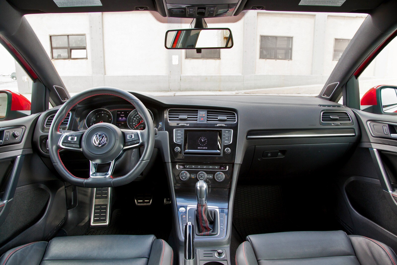 2017 Volkswagen Golf interior D