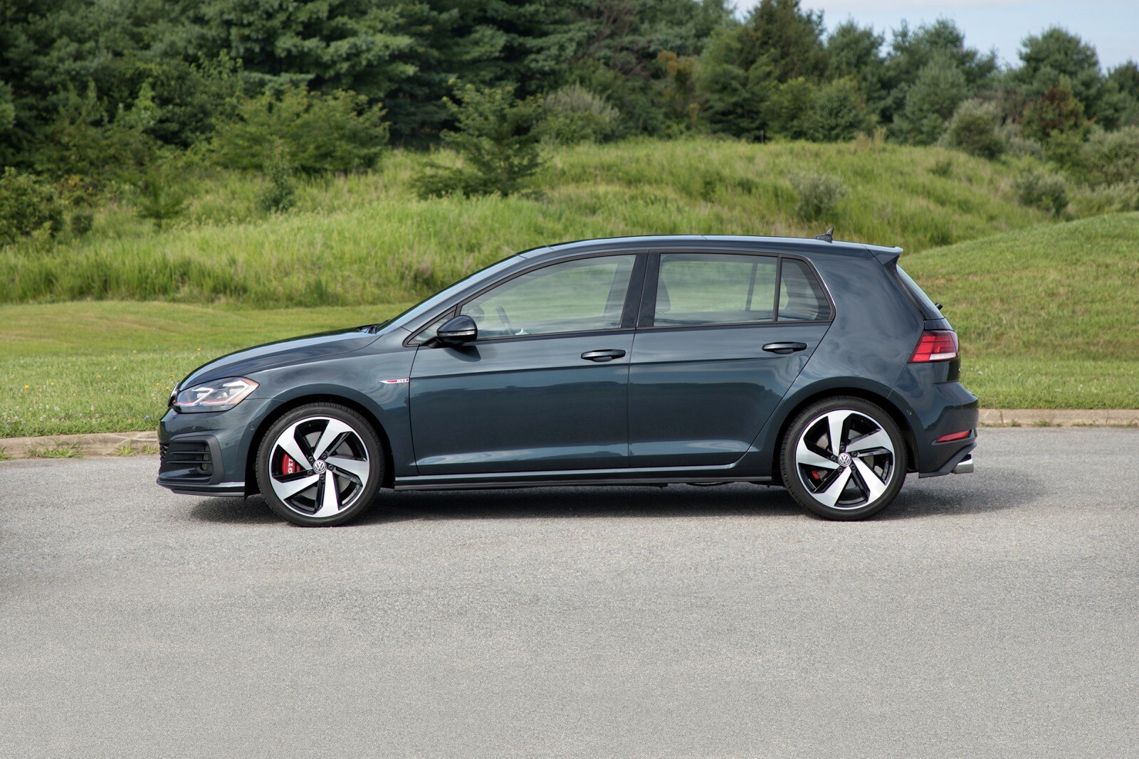 2018 Volkswagen Golf GTI exterior S