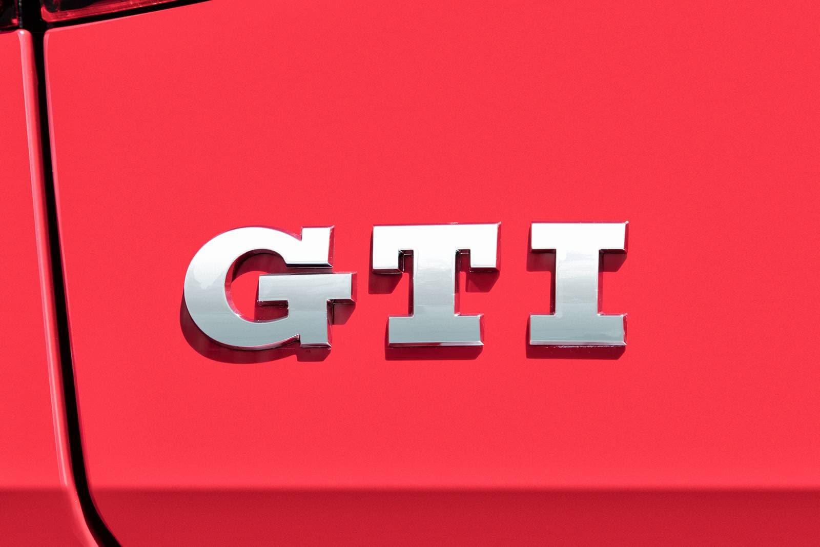 2019 Volkswagen Golf GTI — OEM photo 4