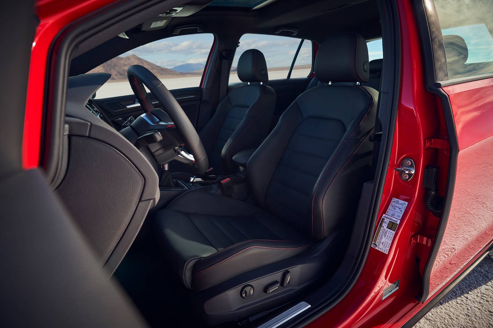 2021 Volkswagen Golf front safety DETAIL