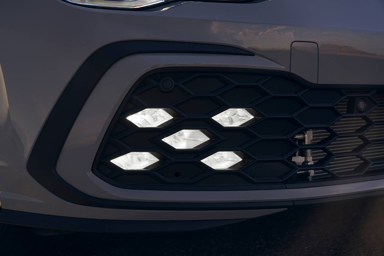 2022 Volkswagen Golf exterior FOG