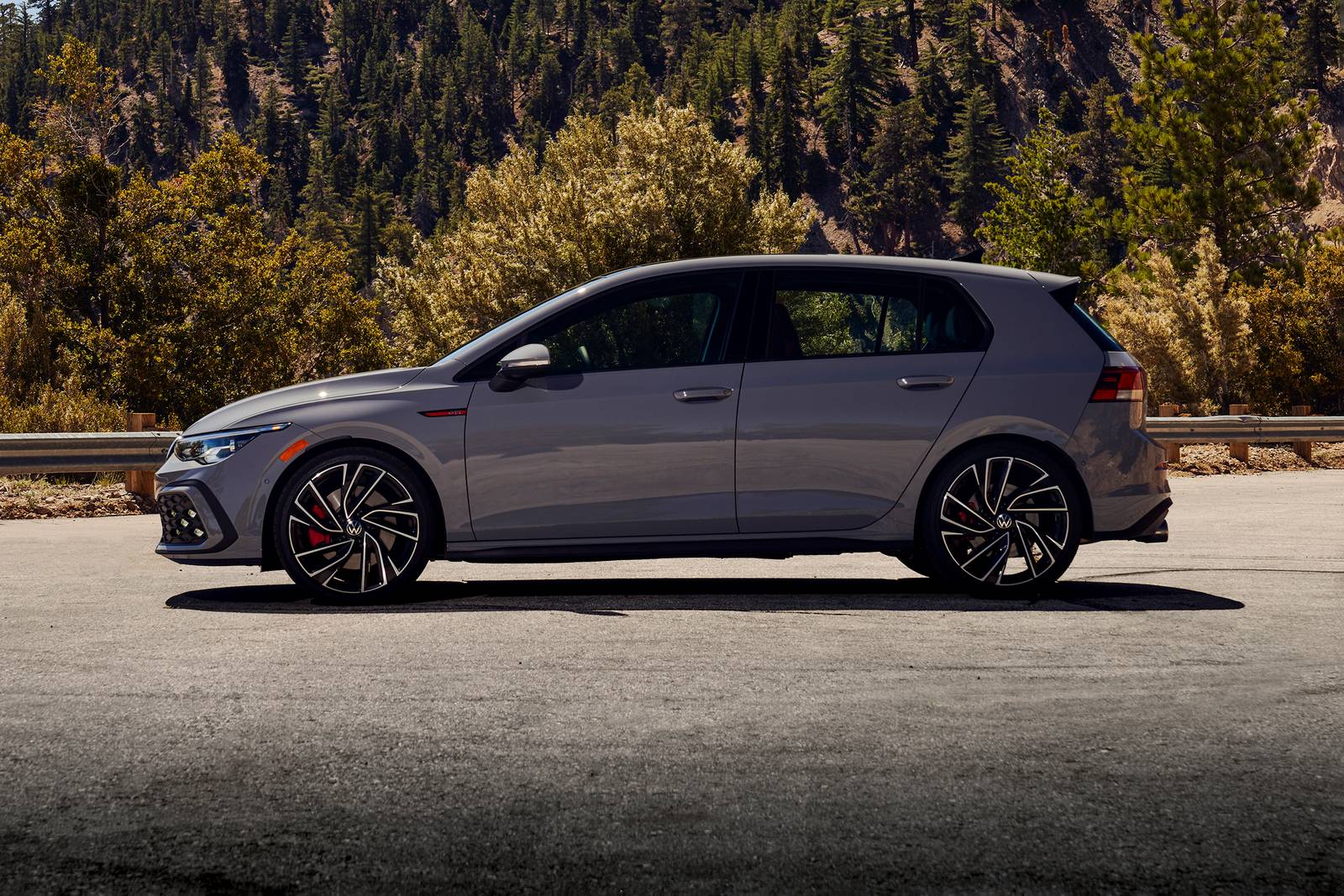 2023 Volkswagen Golf GTI Autobahn 4dr Hatchback Profile Shown