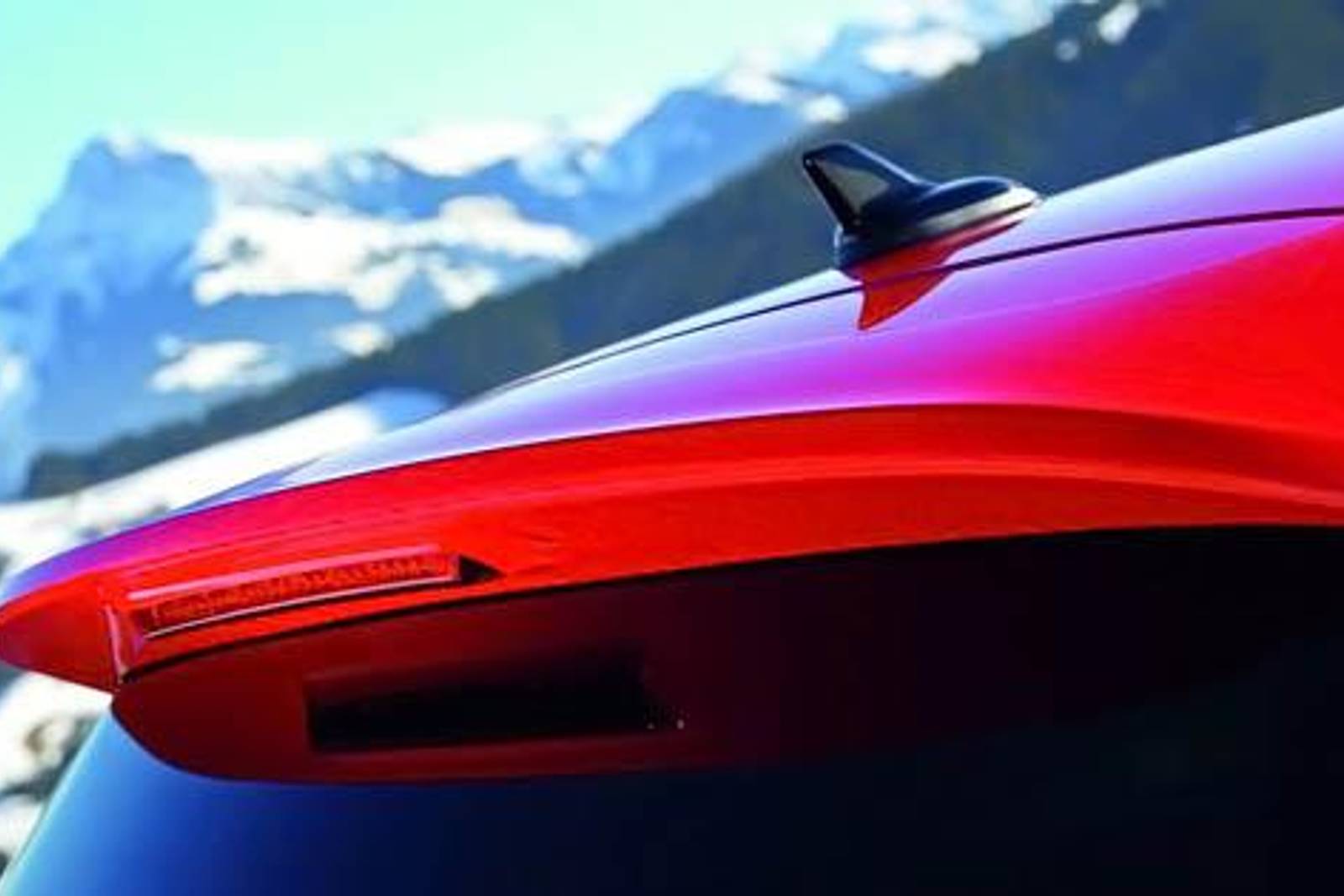 2012 Volkswagen Golf R interior DETAIL