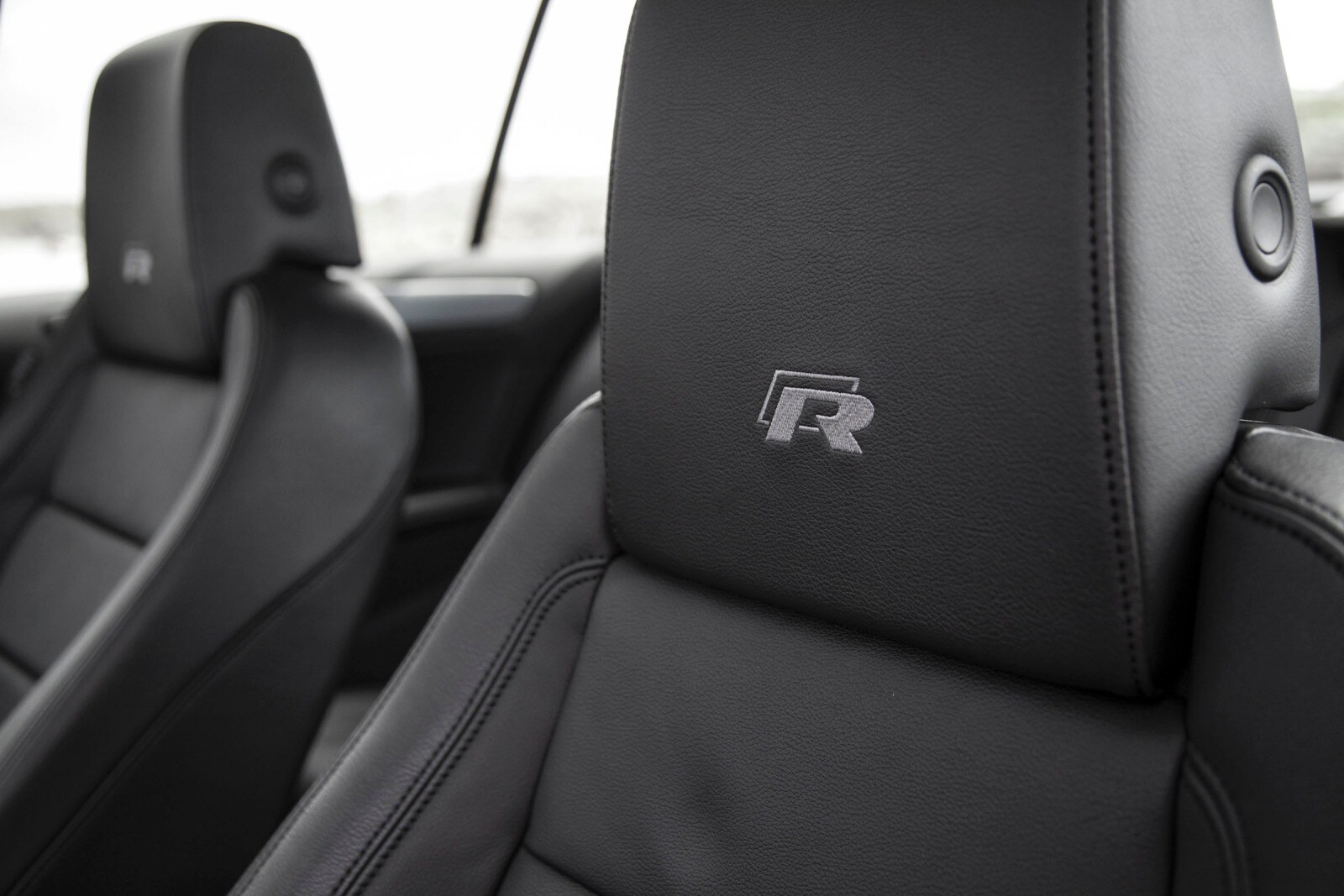 2013 Volkswagen Golf front safety DETAIL