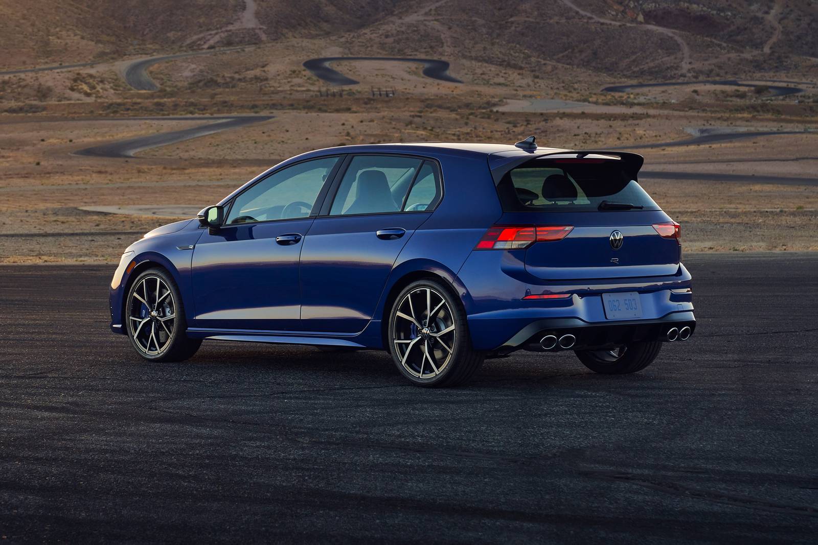 2022 Volkswagen Golf exterior F