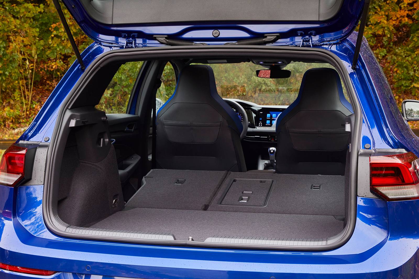 2022 Volkswagen Golf interior RSD