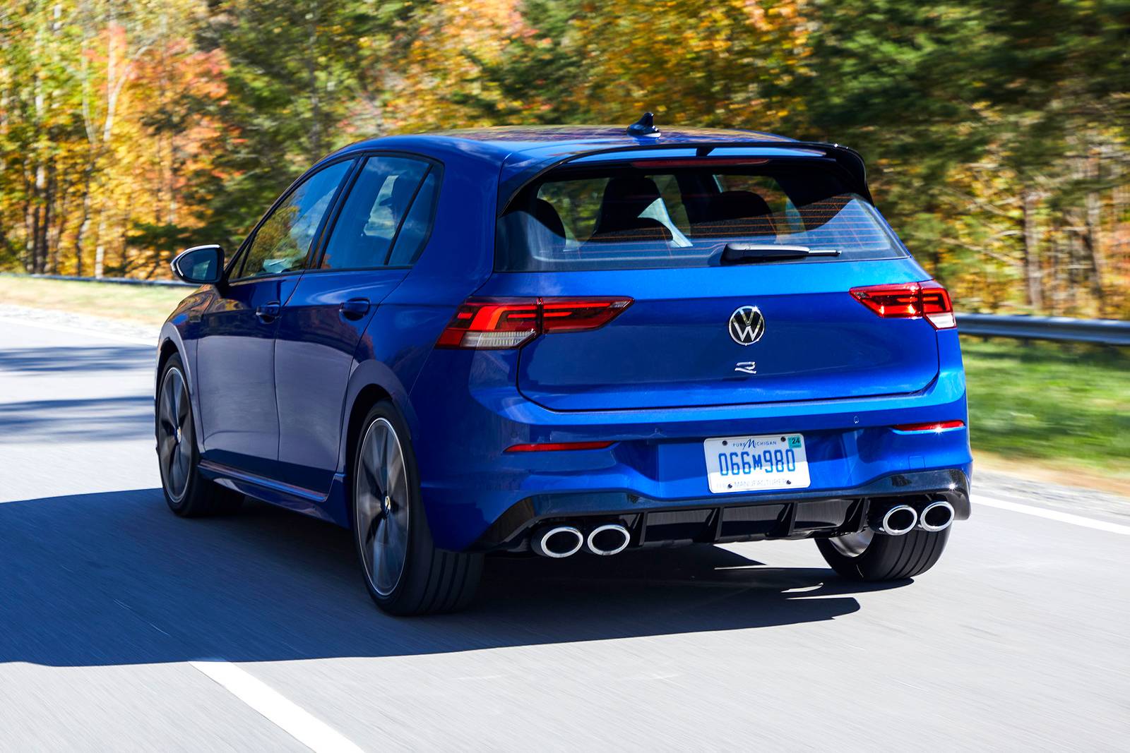 2023 Volkswagen Golf R — OEM photo 3