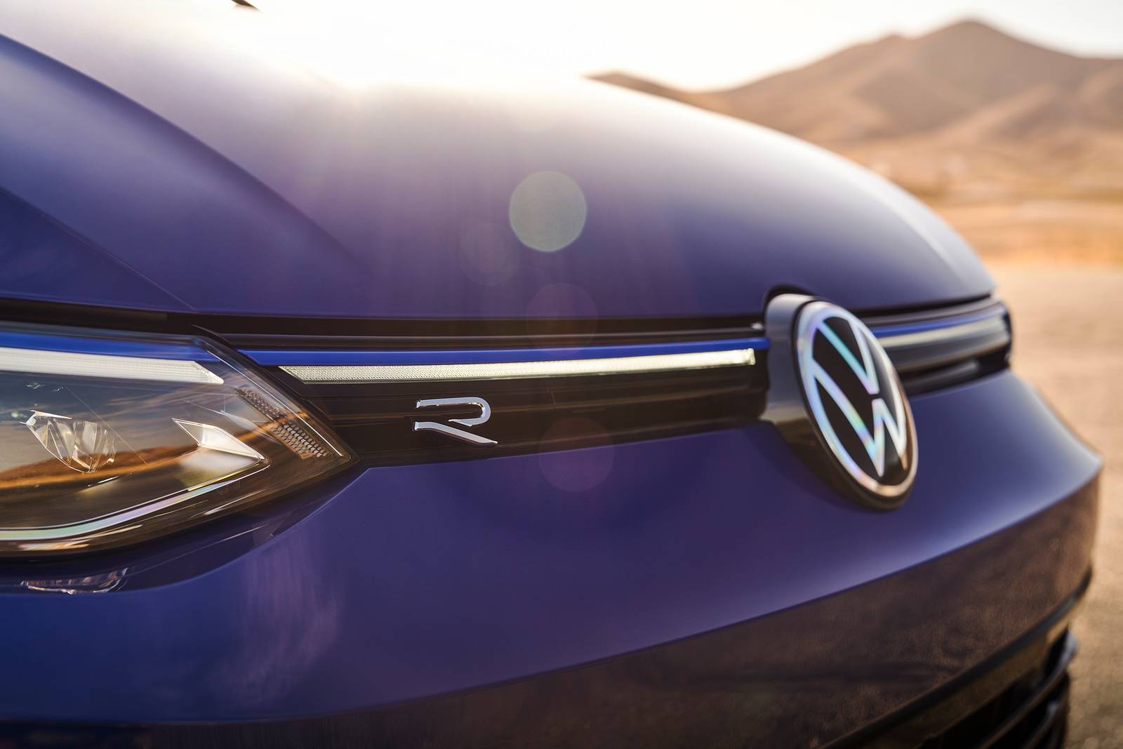 2023 Volkswagen Golf R — OEM photo 5
