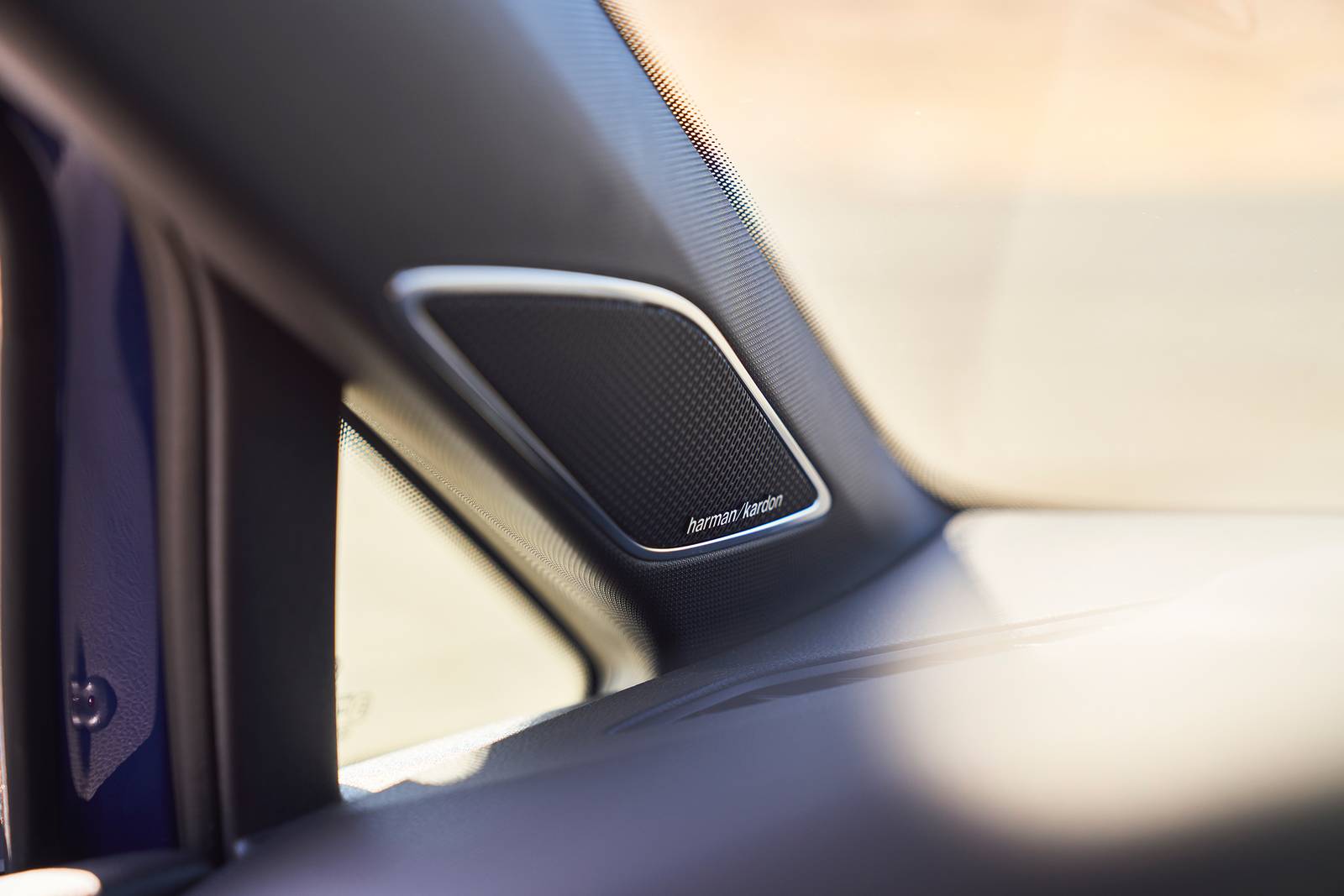 2023 Volkswagen Golf R interior DETAIL