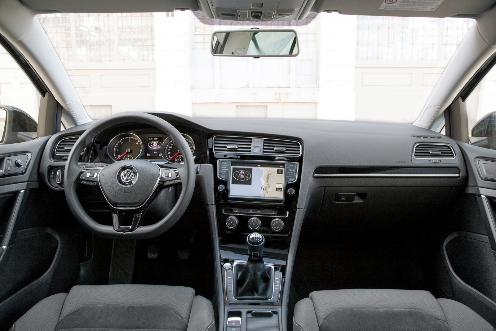 2015 Volkswagen Golf interior D