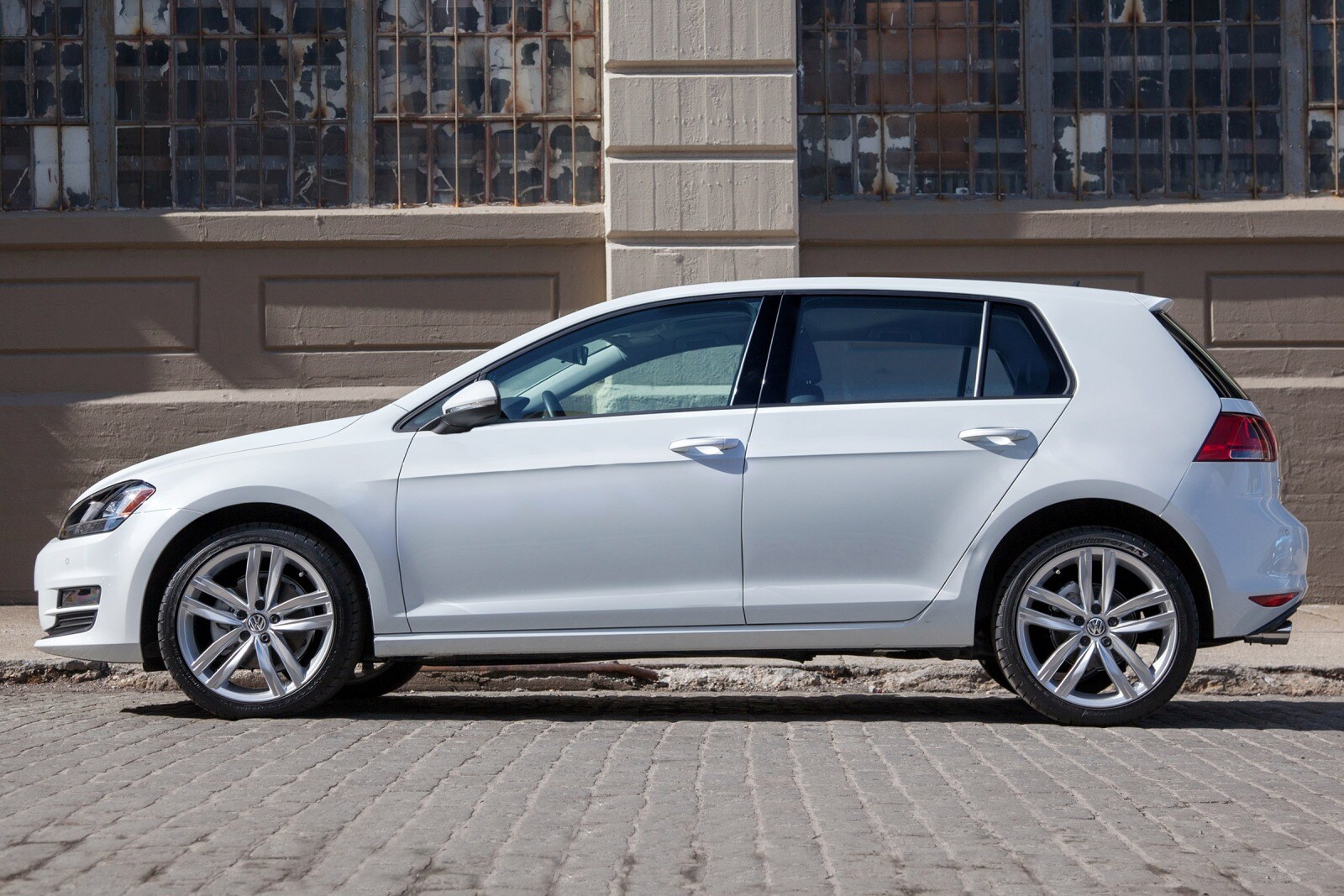 2015 Volkswagen Golf exterior FQ