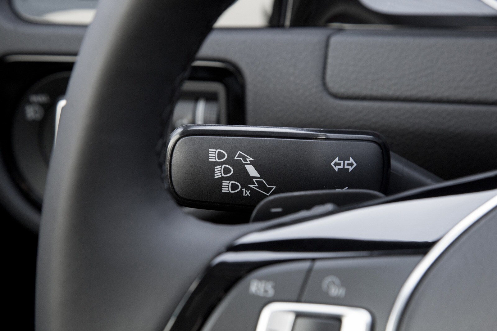 2015 Volkswagen Golf interior DETAIL