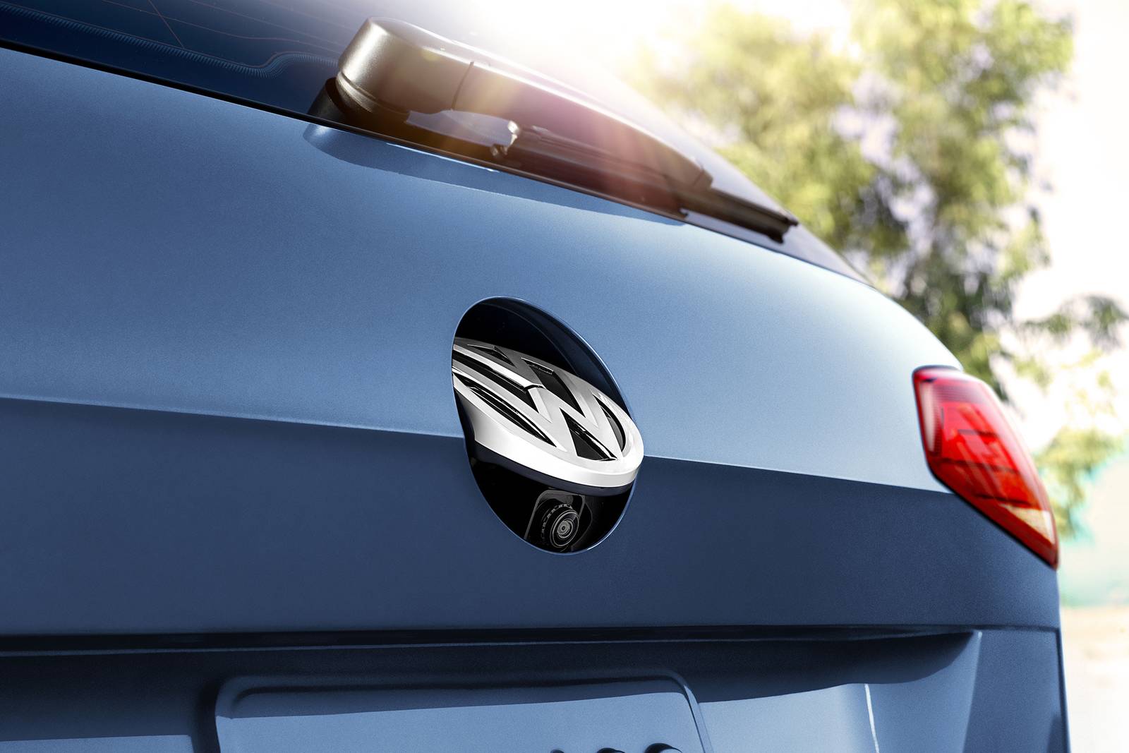 2020 Volkswagen Golf front safety EDETAIL