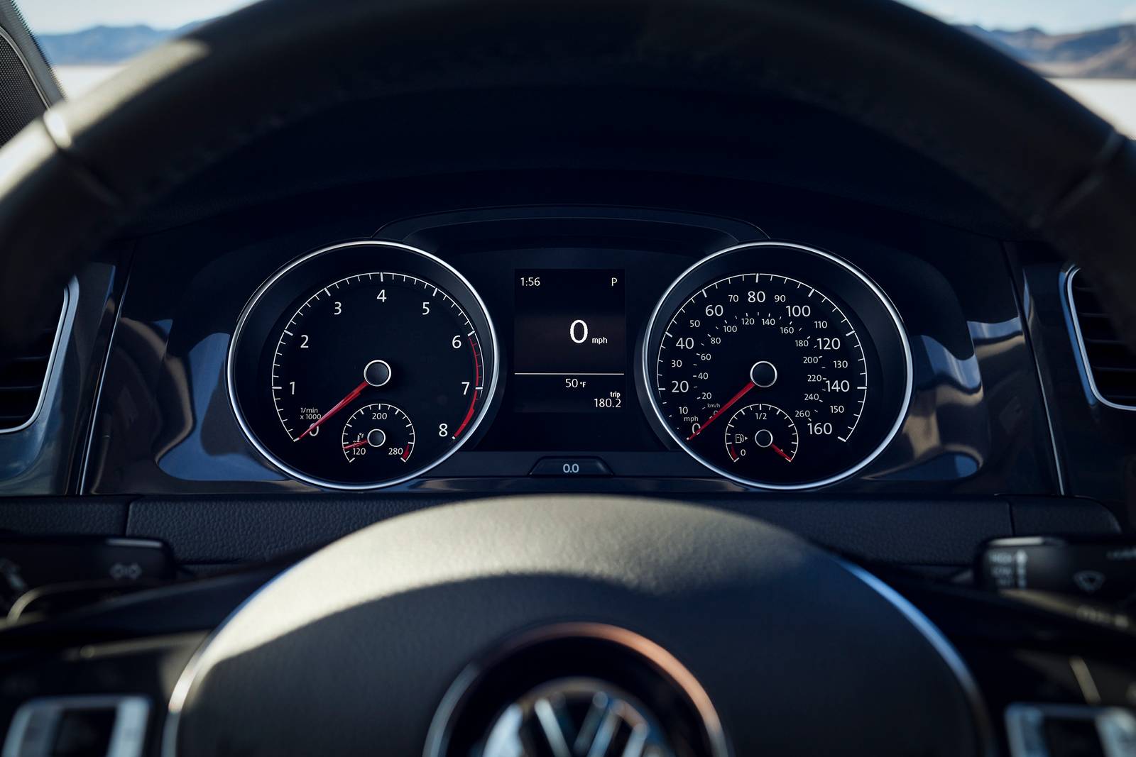 2020 Volkswagen Golf interior G