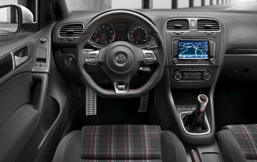 2011 Volkswagen GTI interior D
