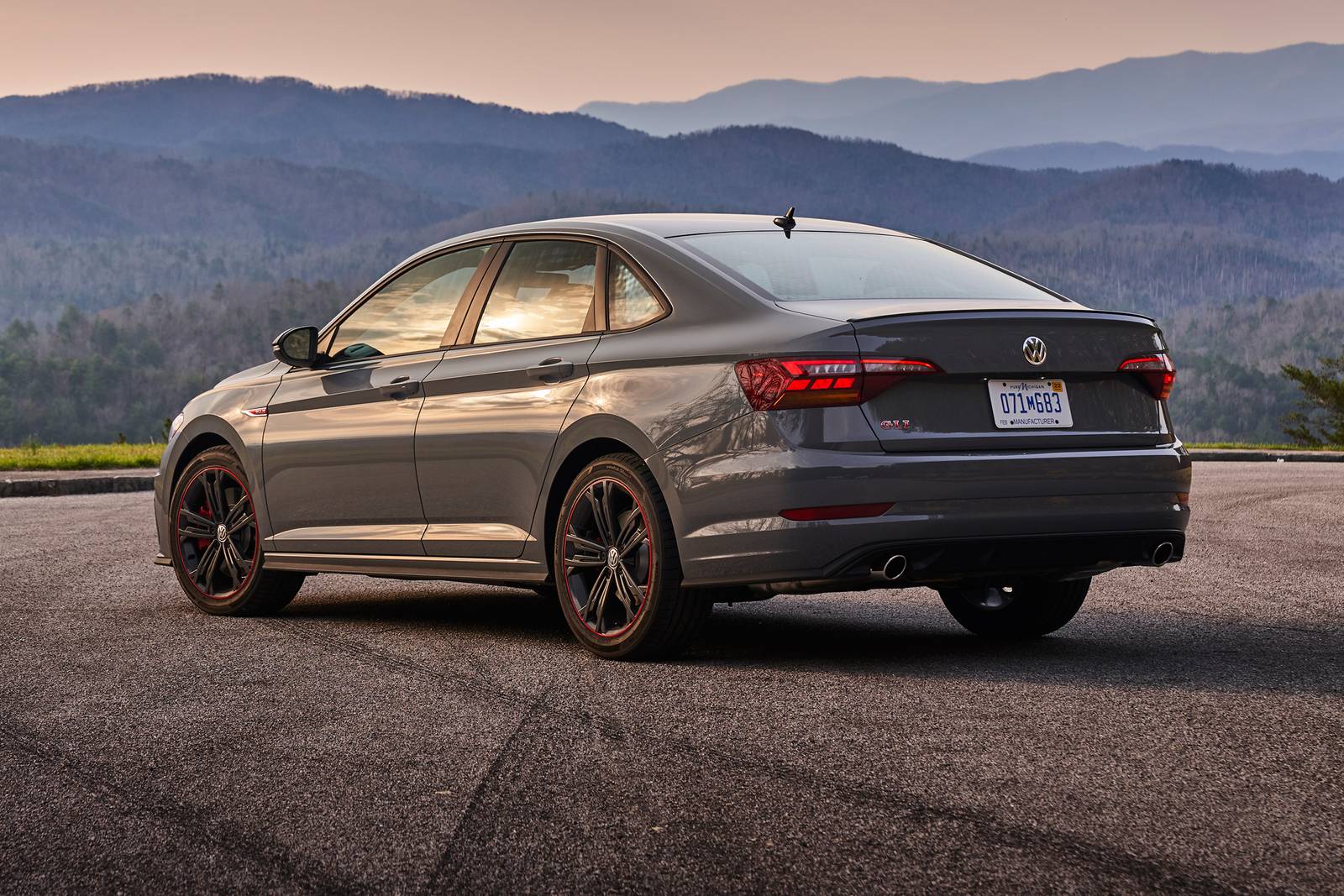 2019 Volkswagen Jetta exterior F