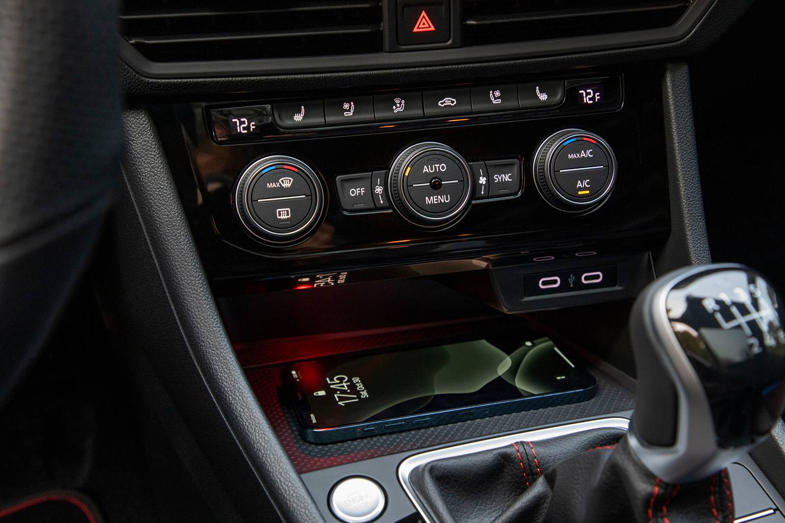 2022 Volkswagen Jetta interior DETAIL