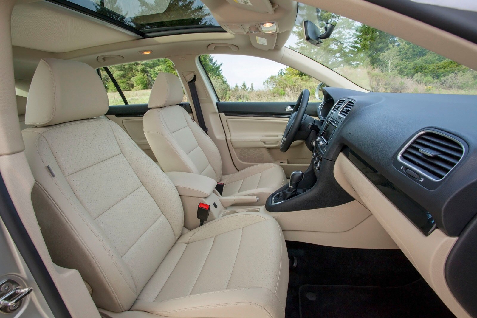 2013 Volkswagen Jetta interior I