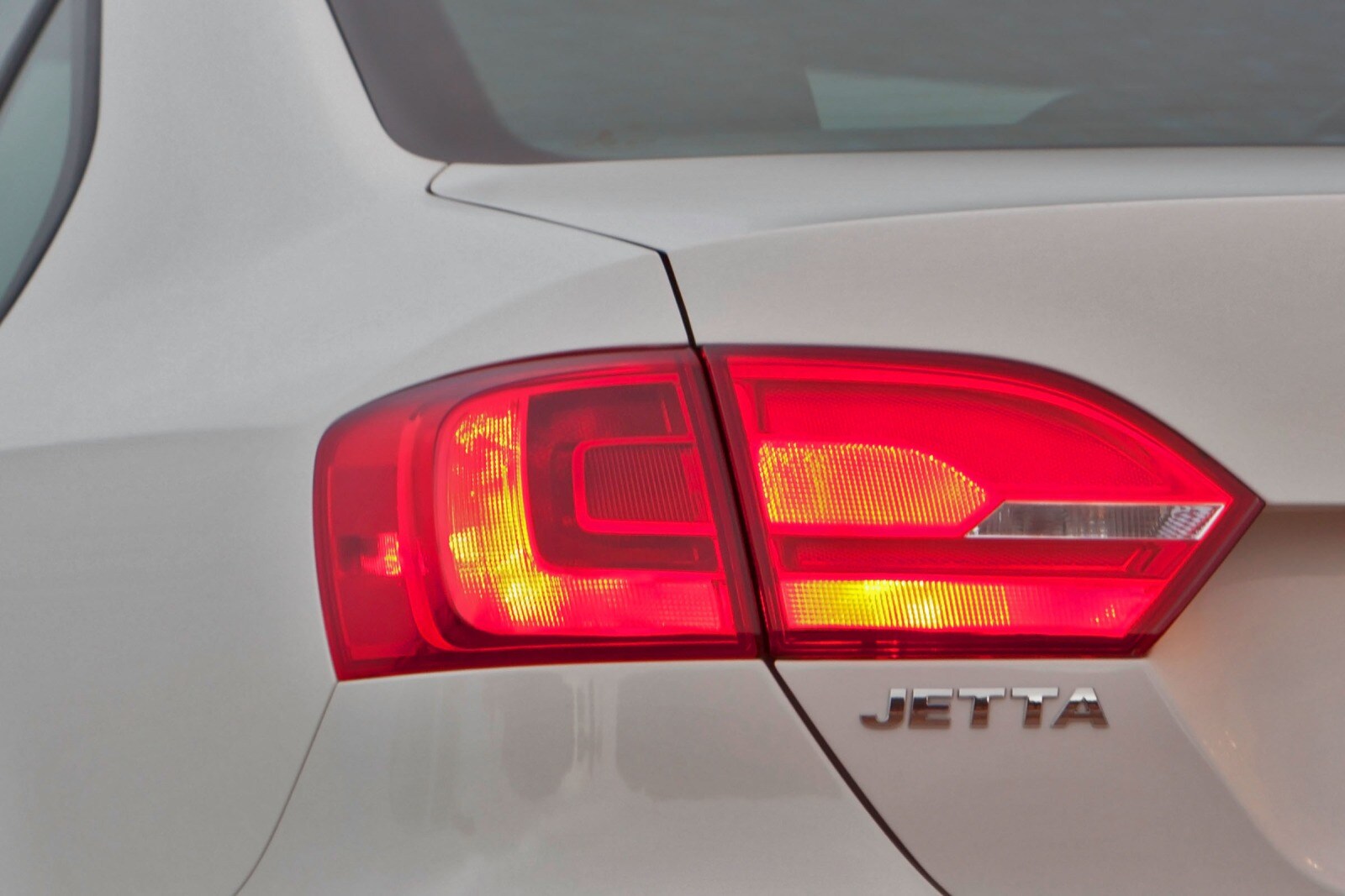 2012 Volkswagen Jetta exterior RBDG
