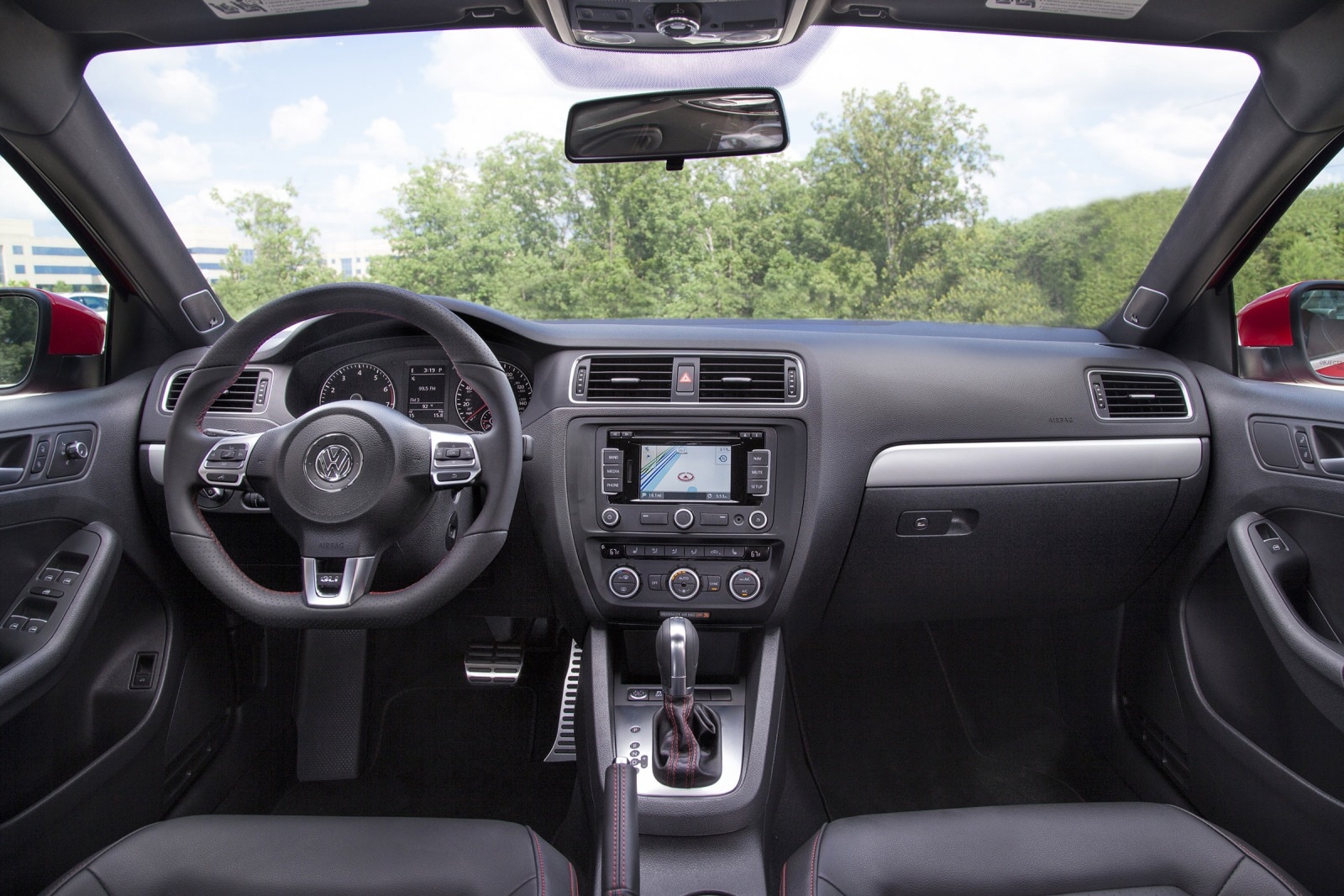 2015 Volkswagen Jetta front safety D