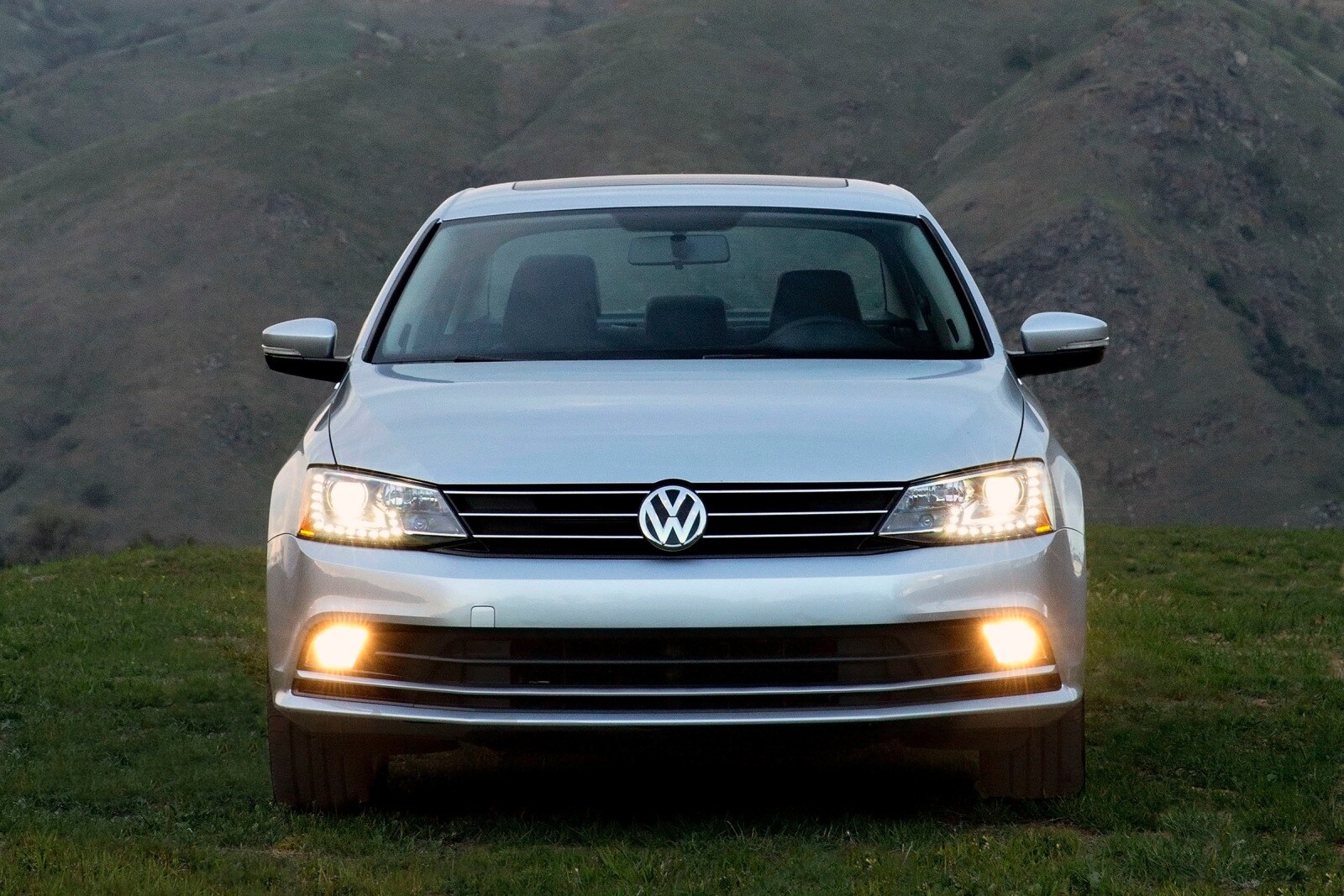 2016 Volkswagen Jetta exterior F