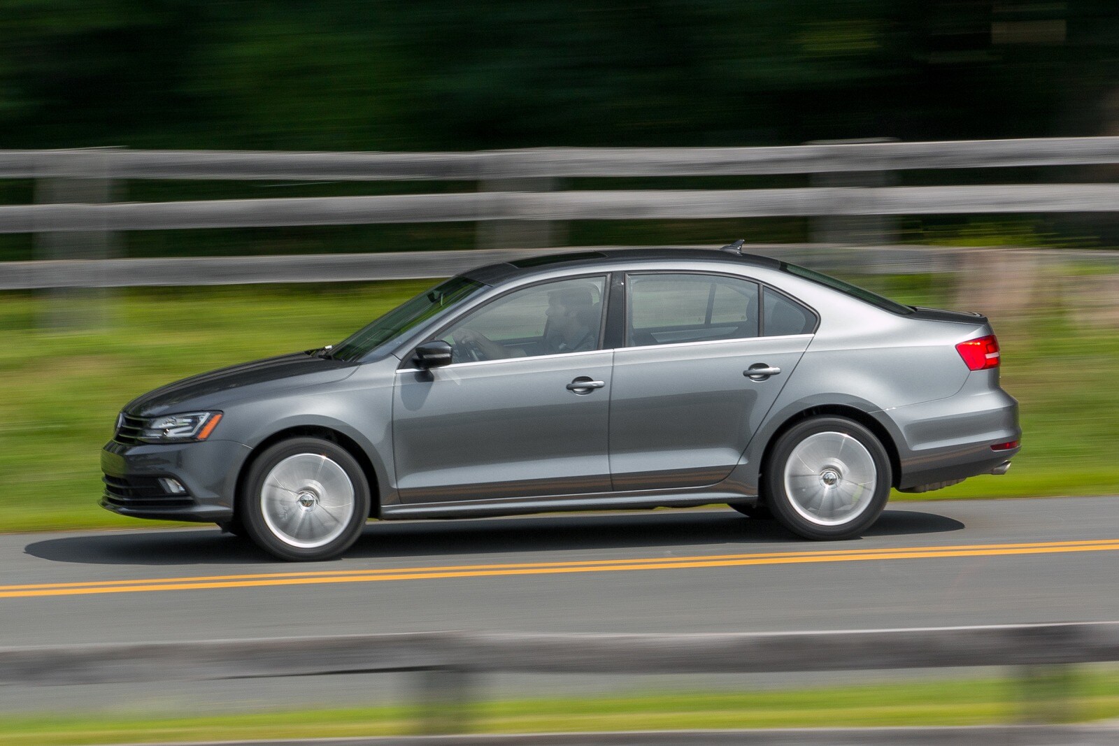 2017 Volkswagen Jetta exterior FQ
