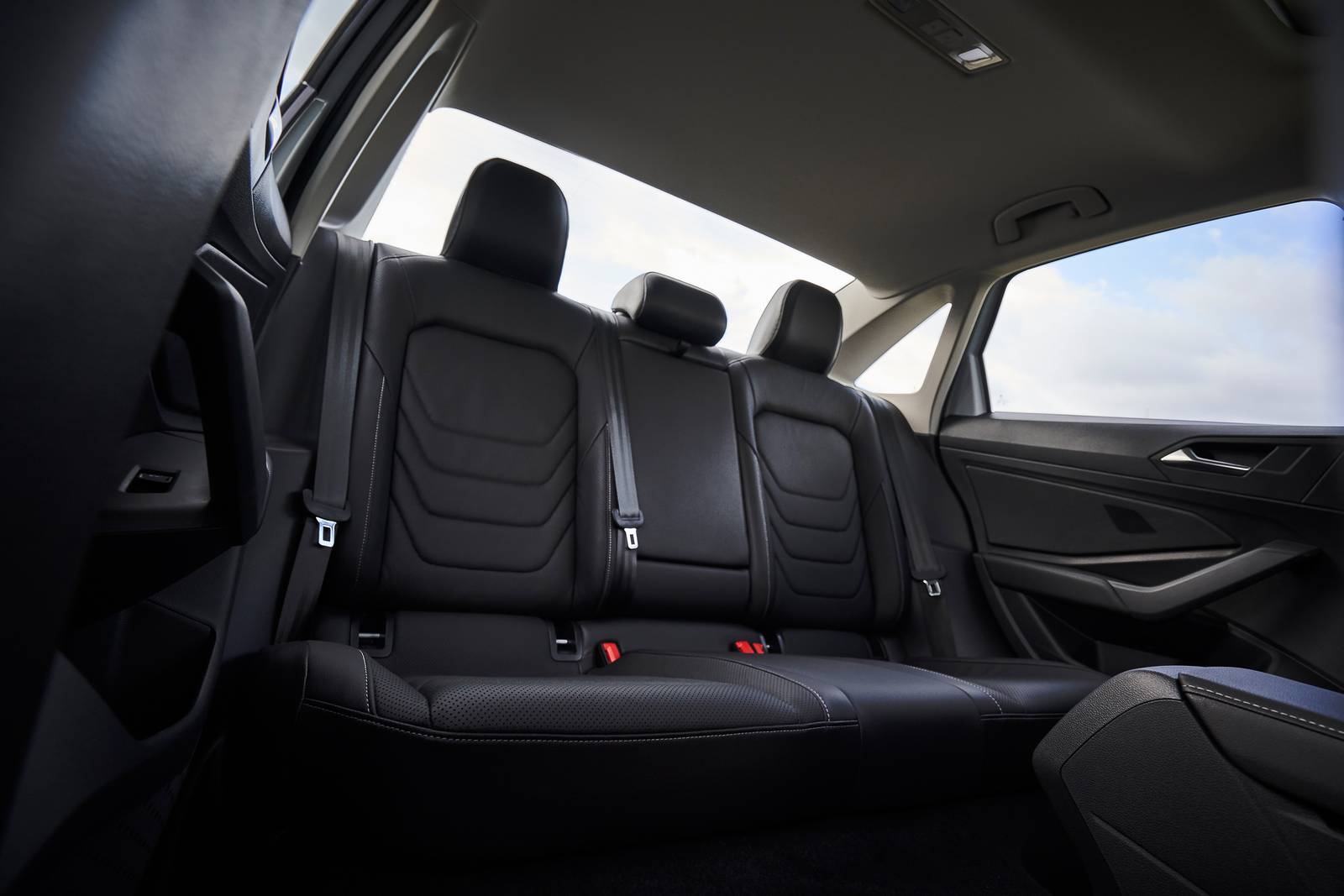 2019 Volkswagen Jetta interior RI