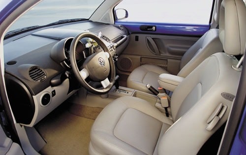 2001 Volkswagen New Beetle GLX Shown 4A