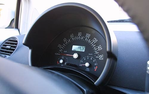 2002 Volkswagen New Beetle interior G