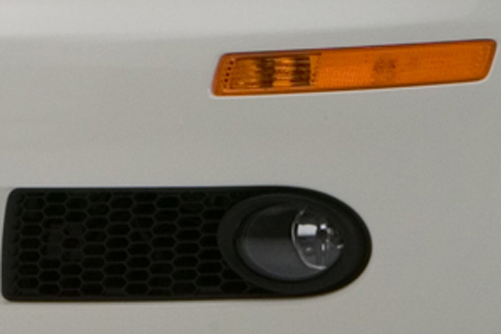 2007 Volkswagen New Beetle exterior FOG