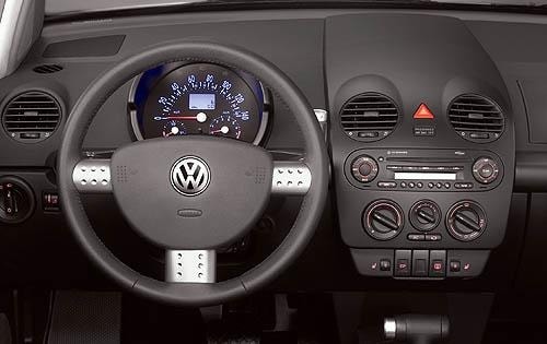 2008 Volkswagen New Beetle interior I