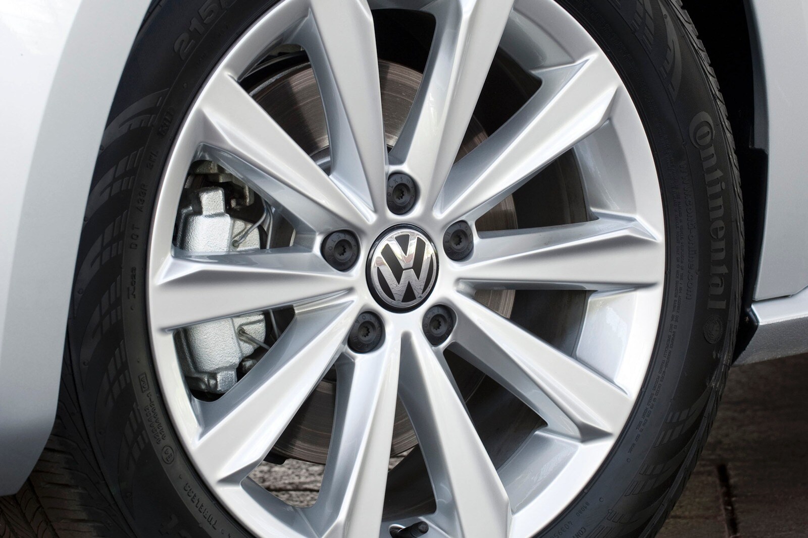 2013 Volkswagen Passat exterior W