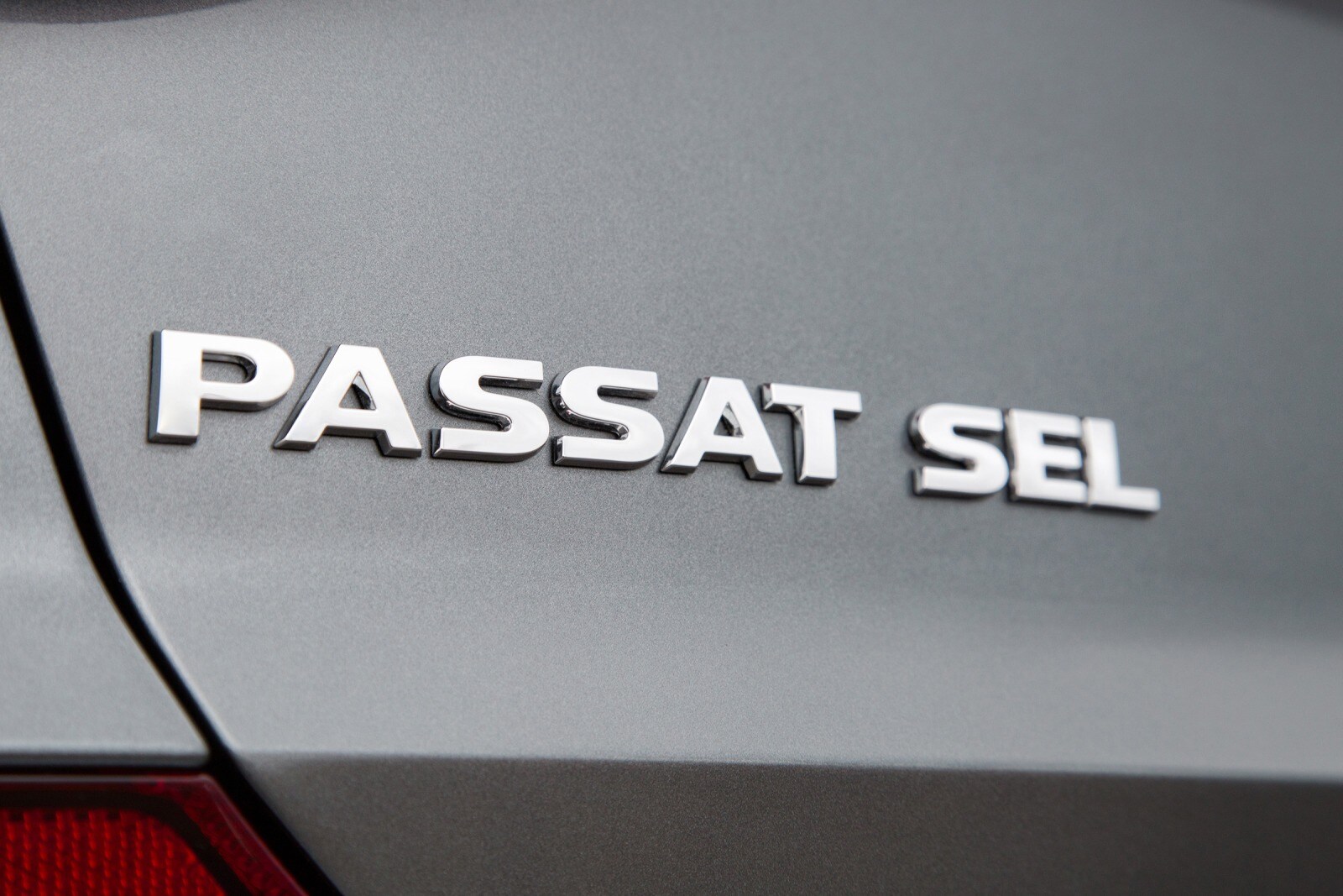 2017 Volkswagen Passat exterior RBDG