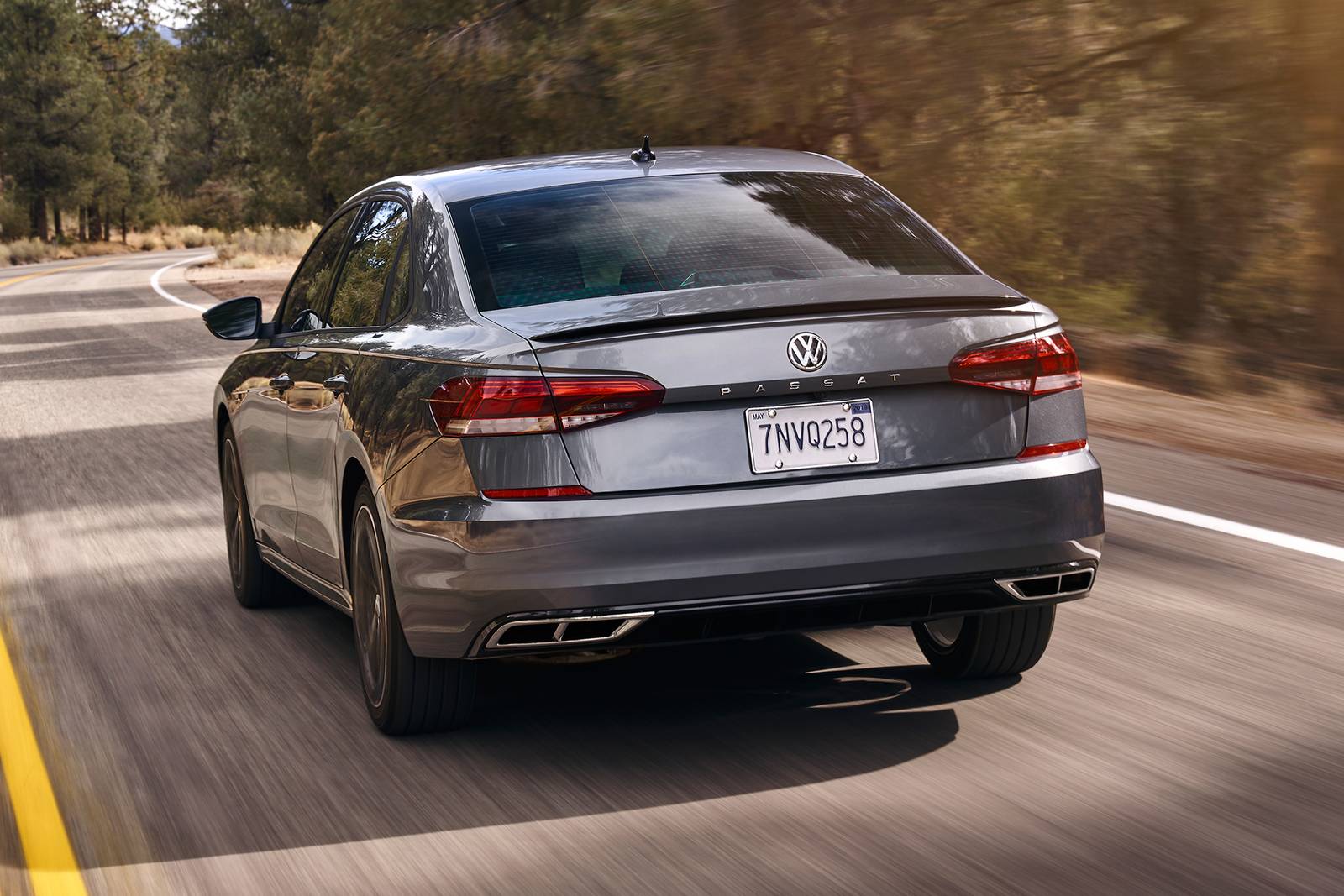 2020 Volkswagen Passat exterior F