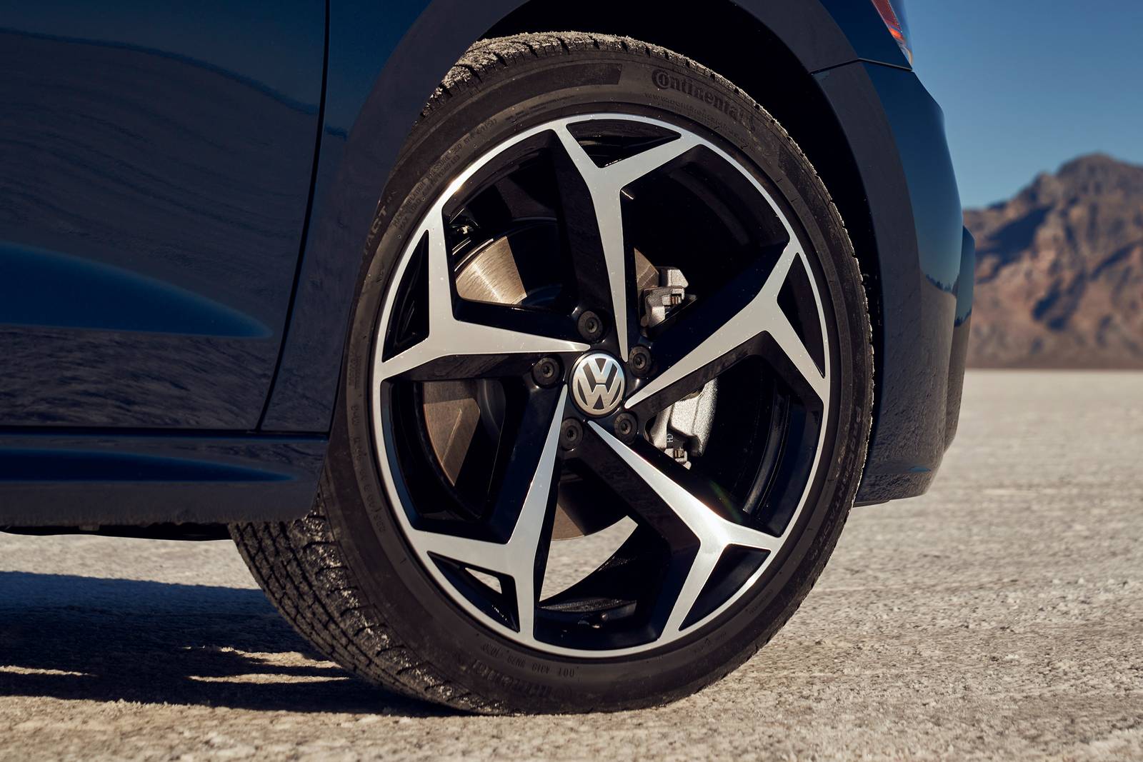 2021 Volkswagen Passat exterior W