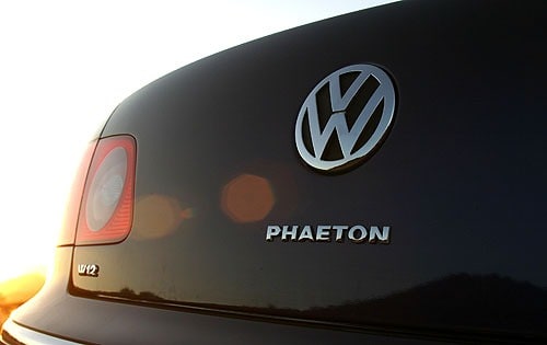 2004 Volkswagen Phaeton — OEM photo 4
