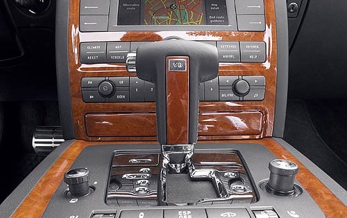 2006 Volkswagen Phaeton interior CC