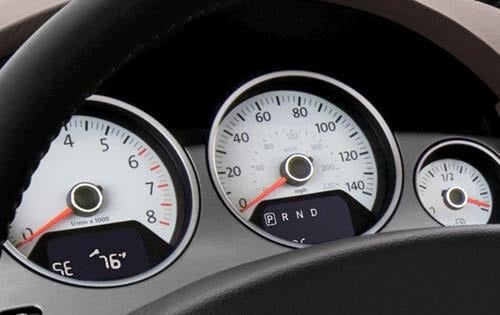 2013 Volkswagen Routan interior G