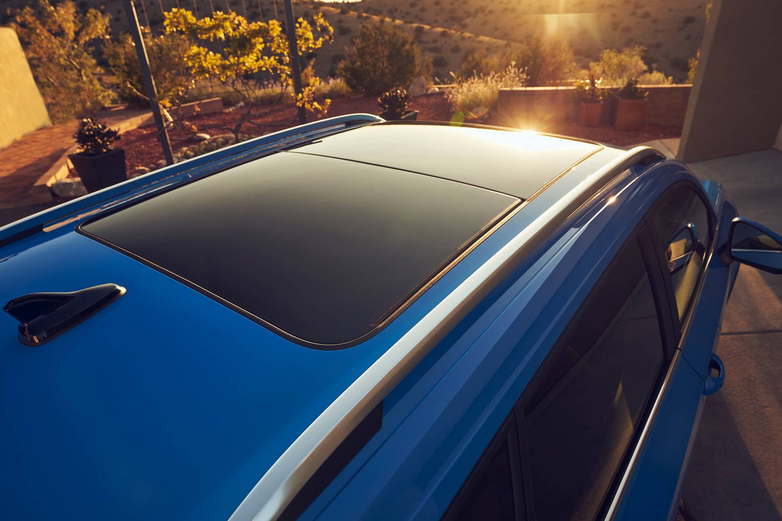 2022 Volkswagen Taos front safety EDETAIL