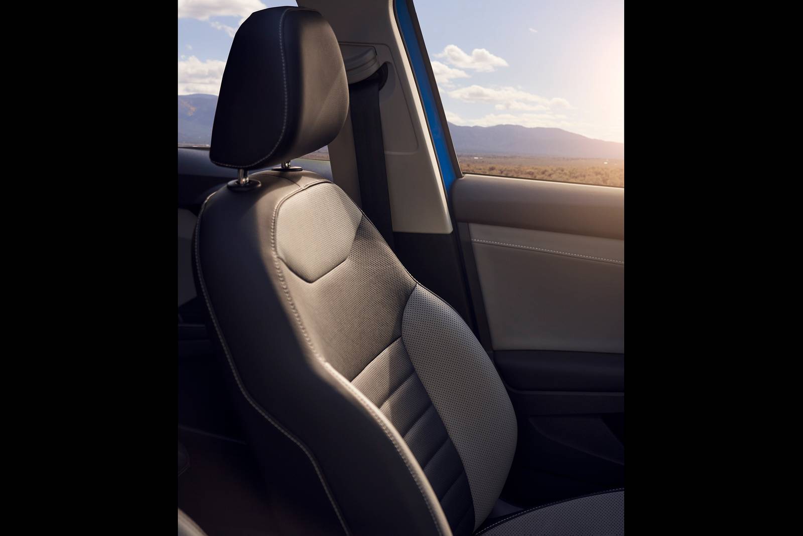 2022 Volkswagen Taos front safety DETAIL