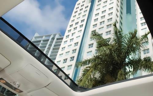 2010 Volkswagen Tiguan interior DETAIL