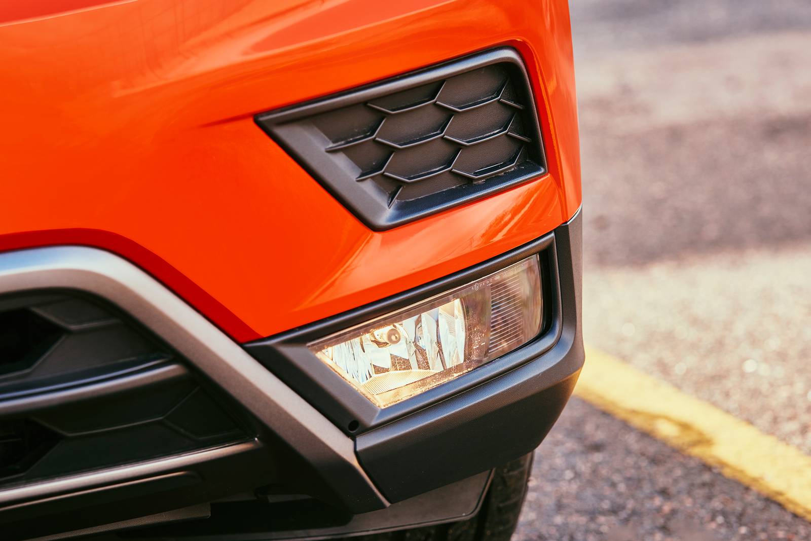 2018 Volkswagen Tiguan exterior FOG