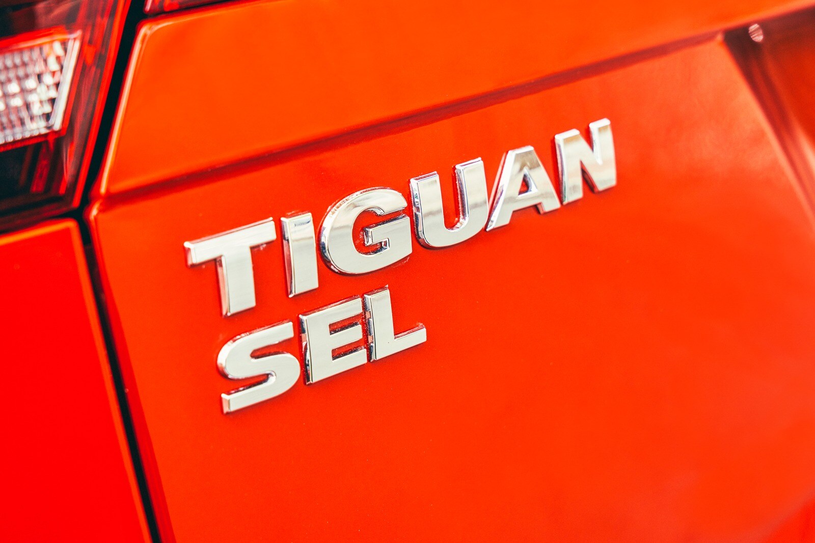 2018 Volkswagen Tiguan exterior RBDG