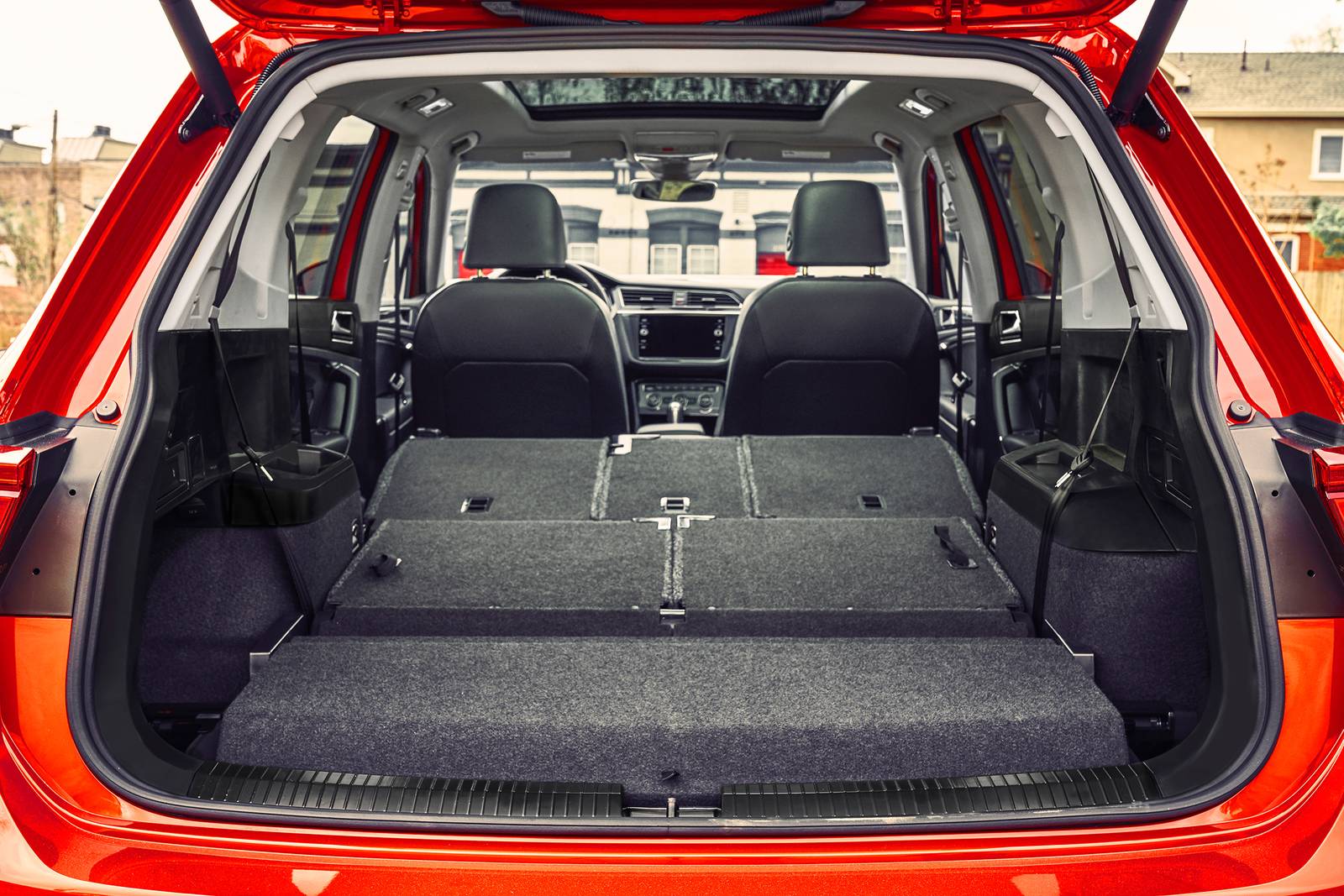 2019 Volkswagen Tiguan interior RSD