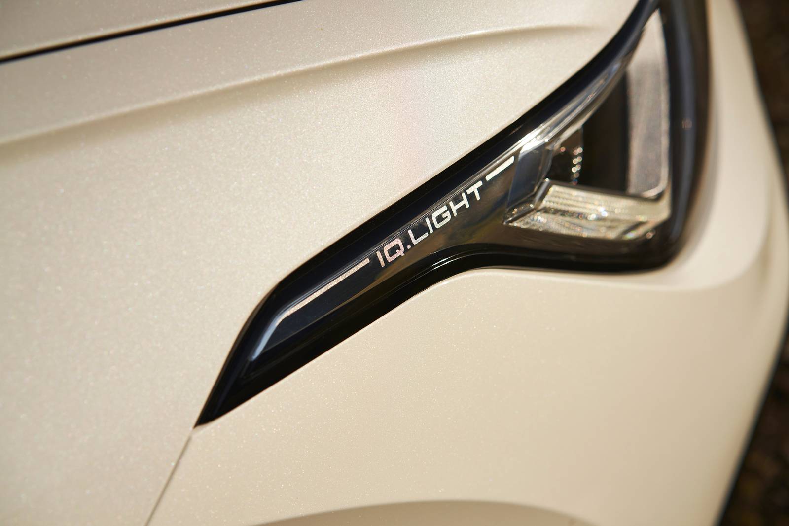2022 Volkswagen Tiguan exterior EDETAIL